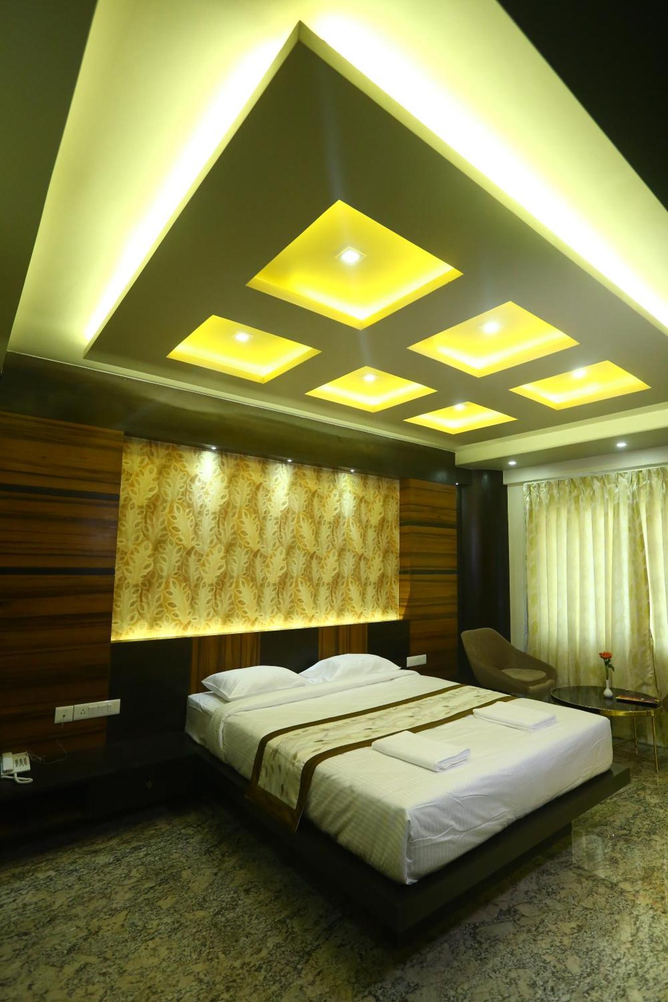 Hotel White Rock Bangalore Exterior photo